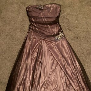 Speechless mid length dress